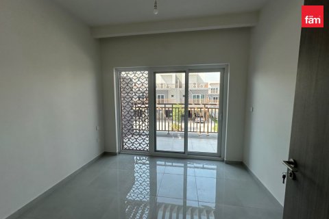 Radový dom v Dubai, SAE 4 spálne, 112.8 m2 č. 779656 - Fotografia 8