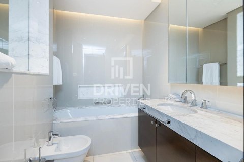 Apartmen di Downtown Dubai (Downtown Burj Dubai), Dubai, UAE 2 bilik tidur, 134.8 meter persegi № 778871 - foto 10