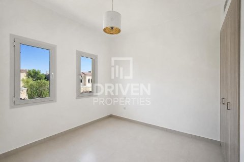 Villa til leie i Serena, Dubai, Emiratene 3 soverom, 282.52 kvm Nr. 778942 - Foto 12