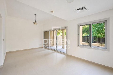 Villa til leie i Serena, Dubai, Emiratene 3 soverom, 282.52 kvm Nr. 778942 - Foto 2