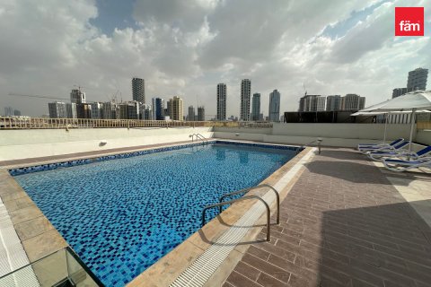 Dubai, UAE의 임대용 아파트 침실 2개, 107.8제곱미터 번호 769689 - 사진 10