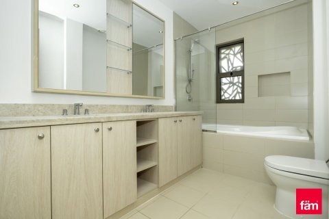Vila di Reem, Dubai, UAE 3 bilik tidur, 259.2 meter persegi № 769358 - foto 10