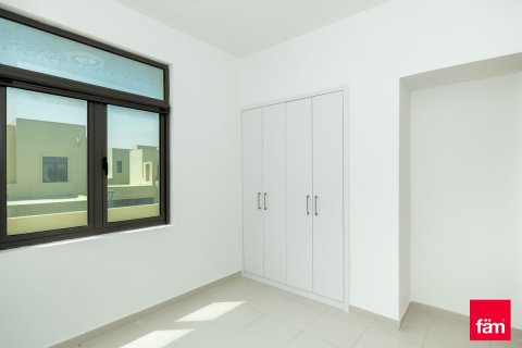 Vila di Reem, Dubai, UAE 3 bilik tidur, 259.2 meter persegi № 769358 - foto 15