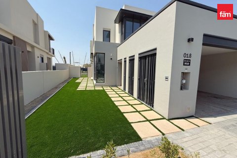 Casa urbana para arrendamento em Jebel Ali, Dubai, EAU 4 quartos, 356.9 m2 № 718202 - foto 21