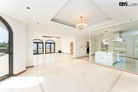 Vila di Palm Jumeirah, Dubai, UEA 4 kamar tidur, 622.7 m2 nomor 778096 - foto 4