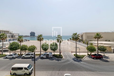Villa para arrendamento em Jumeirah, Dubai, EAU 5 quartos, 468.51 m2 № 773914 - foto 8