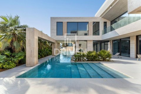Villa à Jumeirah, Dubai, EAU: 7 chambres, 1211.64 m2 № 773317
