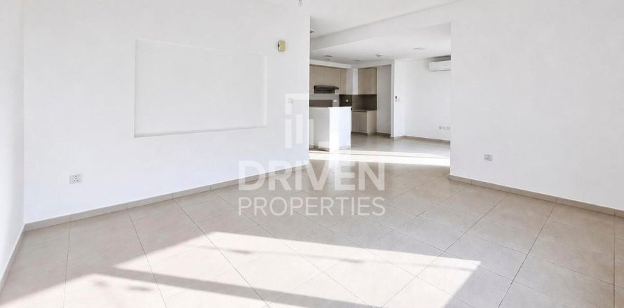Casa urbana em Town Square, Dubai, EAU 3 quartos, 202.53 m2 № 773866