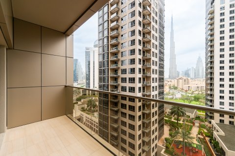 דירה להשכרה ב Downtown Dubai (Downtown Burj Dubai), Dubai, איחוד האמירויות  3 חדרי שינה, 160 מ"ר, מספר 750663 - תמונה 4