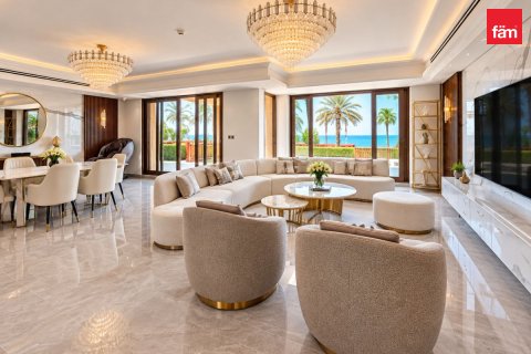 Huoneisto Palm Jumeirah, Dubai, Arabiemiraatit 5 makuuhuonetta, 1273.5 m2 № 769283