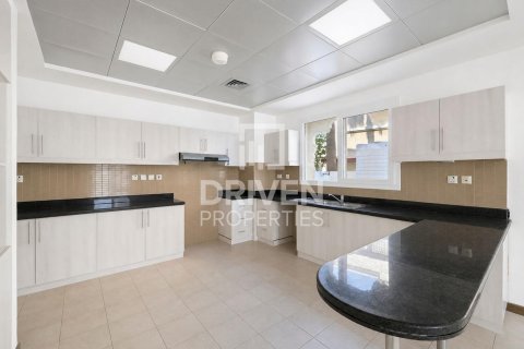 Βίλα σε Dubai Silicon Oasis, ΗΑΕ 6 υπνοδωμάτια, 877.28 τ.μ. Αρ. 774039 - φωτογραφία 14