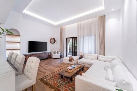آپارتمان برای فروش در  Dubai، امارات متحده عربی  3 خوابه ، 216 متر مربع ، شماره 769530 - تصویر 2