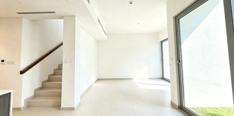 Kaupunkipientalo Tilal Al Ghaf, Dubai, Arabiemiraatit 3 makuuhuonetta, 140.4 m2 № 769892