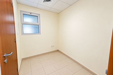 Apartment in Jumeirah Lake Towers, Dubai, UAE 2 bedrooms, 153.25 sq.m. № 782784 - photo 8