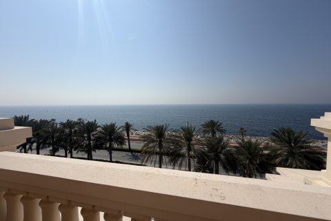 Apartment til salg i Palm Jumeirah, Dubai, UAE 90 kvm № 769532 - foto 10