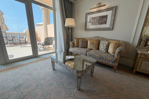 Apartment til salg i Palm Jumeirah, Dubai, UAE 90 kvm № 769532 - foto 4