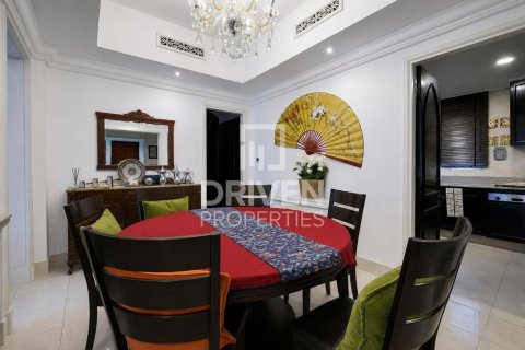 Apartament na sprzedaż w Downtown Dubai (Downtown Burj Dubai), Dubai, ZEA 2 sypialnie, 171.78 mkw., nr 781732 - zdjęcie 11