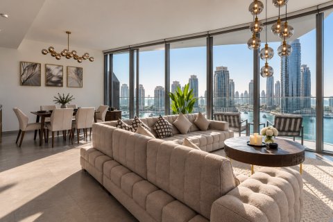 Apartment in Dubai Marina, UAE 2 bedrooms, 136.58 sq.m. № 774165