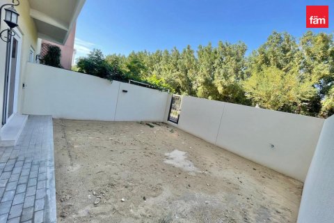 Villa zum Verkauf in Dubai, VAE 3 Schlafzimmer, 161 m2 Nr. 783417 - Foto 8