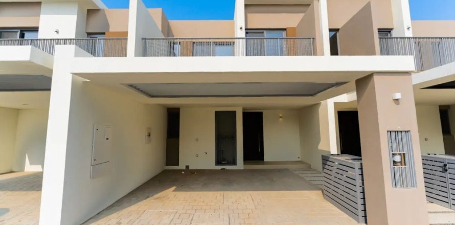 Villa i Tilal Al Ghaf, Dubai, UAE 3 soveværelser, 140.5 kvm № 772222