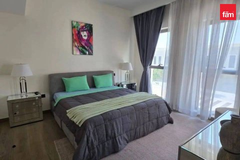 Villetta a schiera in affitto a Dubai, EAU 4 camere da letto, 144 mq. № 782989 - foto 3