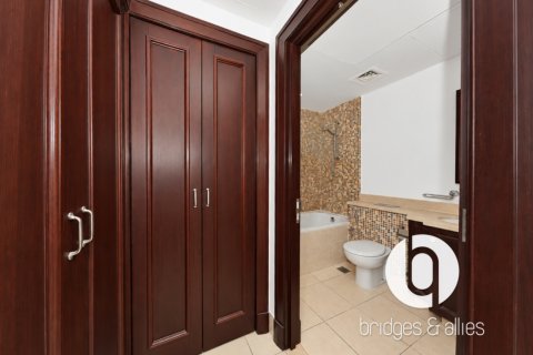 Apartment in Old Town, Dubai, UAE 1 bedroom, 87 sq.m. № 769754 - photo 13