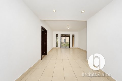 Apartment in Old Town, Dubai, UAE 1 bedroom, 87 sq.m. № 769754 - photo 3