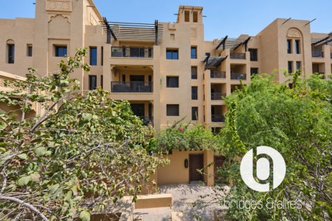Apartment in Old Town, Dubai, UAE 1 bedroom, 87 sq.m. № 769754 - photo 2