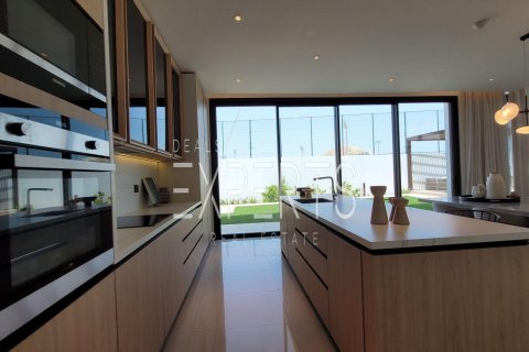 Vilë në Saadiyat Island, Abu Dhabi, Emiratet e Bashkuara Arabe 4 dhoma gjumi, 460.98 m2. № 779899 - Foto 10