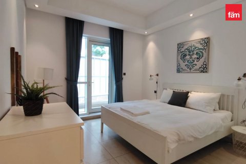 דירה להשכרה ב Downtown Dubai (Downtown Burj Dubai), Dubai, איחוד האמירויות 3 חדרי שינה, 206.2 מ"ר, מספר 769860 - תמונה 5