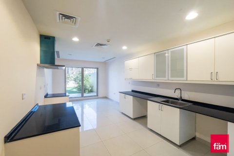 Rijtjeshuis te koop in Al Furjan, Dubai, VAE 4 slaapkamers, 230.7 vr.m., nr 774750 - foto 16