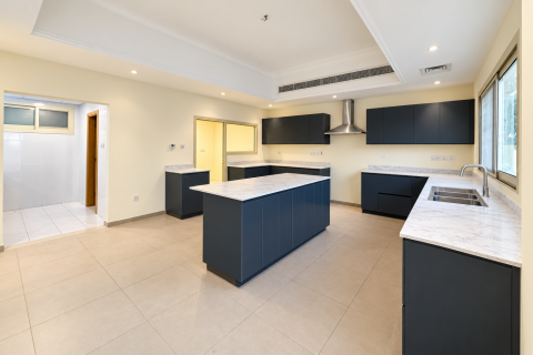Villa uthyres i Umm Suqeim, Dubai, UAE 5 sovrum, 3601.39 kvm Nr. 771397 - fotografi 23