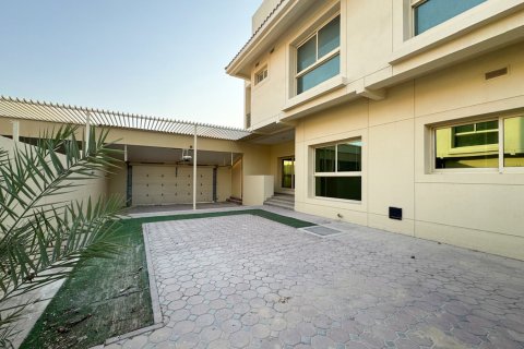 Villa uthyres i Umm Suqeim, Dubai, UAE 5 sovrum, 3601.39 kvm Nr. 771397 - fotografi 6