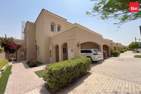 Dubai, UAE의 빌라 침실 3개, 254.1제곱미터 번호 740474