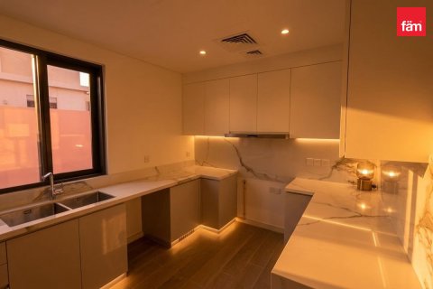 Kuća u nizu u gradu Jebel Ali, Dubai, UAE 4 spavaće sobe, 352.4 m2 Br. 769806 - Slika 3