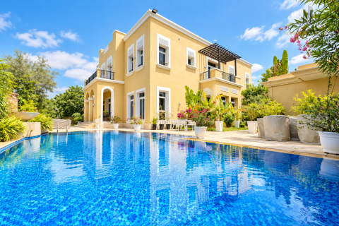 Villa in affitto a Emirates Hills, Dubai, EAU 6 camere da letto, 753.63 mq. № 779260 - foto 2