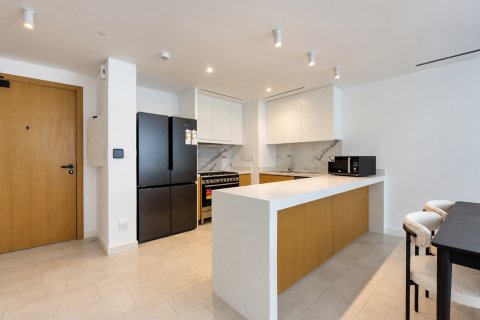 Apartmen di Jumeirah Beach Residence, Dubai, UAE 2 bilik tidur, 131.07 meter persegi № 779250 - foto 6