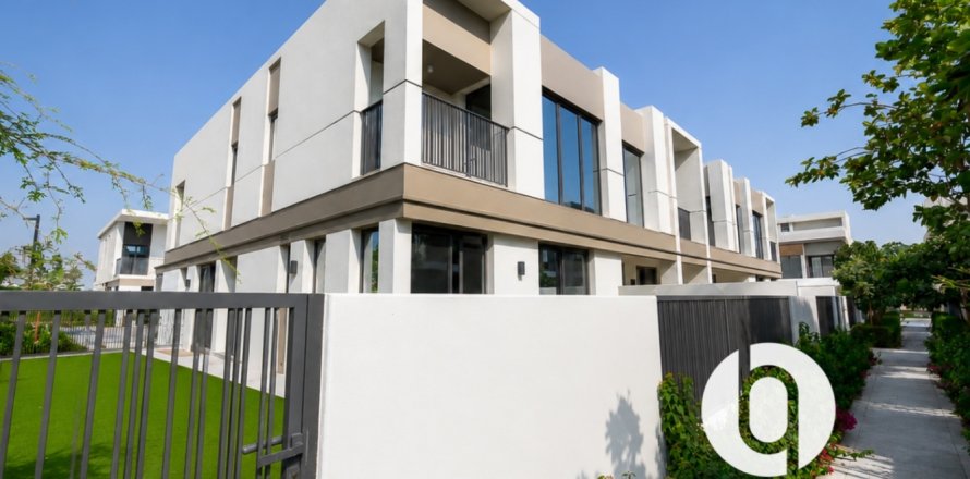Вилла в Tilal Al Ghaf, Дубай, ОАЭ 4 спальни, 227м2 № 780328