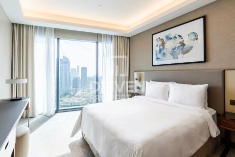 Appartamento in vendita a Downtown Dubai (Downtown Burj Dubai), Dubai, EAU 2 camere da letto, 112.23 mq. № 770557 - foto 5
