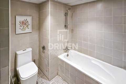 Huoneisto Jumeirah Lake Towers, Dubai, Arabiemiraatit 1 huone, 38.46 m2 № 770464 - kuva 8