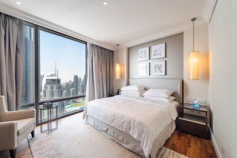 Appartement te koop in Downtown Dubai (Downtown Burj Dubai), Dubai, VAE 3 slaapkamers, 184 vr.m., nr 769520 - foto 10