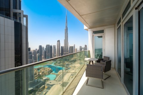 Appartement te koop in Downtown Dubai (Downtown Burj Dubai), Dubai, VAE 3 slaapkamers, 184 vr.m., nr 769520 - foto 2