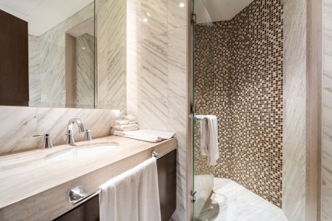 Appartement te koop in Downtown Dubai (Downtown Burj Dubai), Dubai, VAE 3 slaapkamers, 184 vr.m., nr 769520 - foto 14
