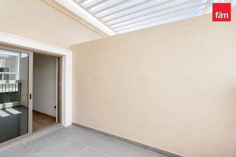 Shtëpi në qytet në Dubai, Emiratet e Bashkuara Arabe 4 dhoma gjumi, 144 m2. № 769890 - Foto 2