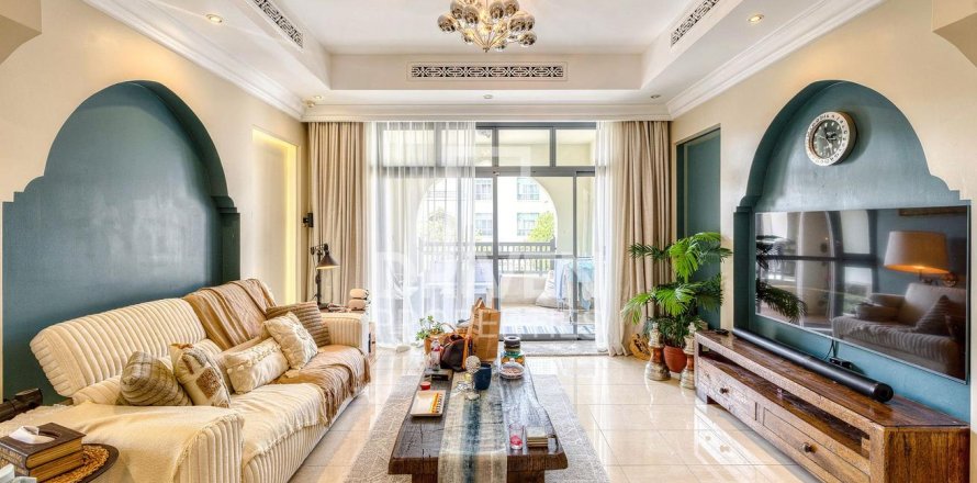 Huoneisto Downtown Dubai (Downtown Burj Dubai), Arabiemiraatit 2 makuuhuonetta, 162.12 m2 № 770188