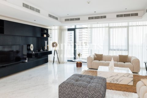 Penthouse in Downtown Dubai (Downtown Burj Dubai), UAE 6 bedrooms, 586.21793000 sq.m. № 769569 - photo 16