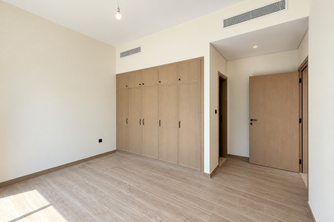 Villa in Damac Lagoons, Dubai, UAE 6 bedrooms, 428.38 sq.m. № 776906 - photo 6
