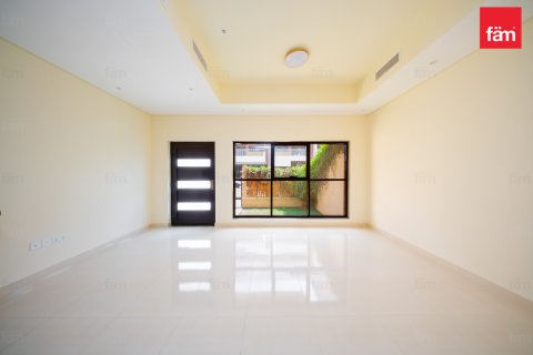 Vila di Dubai, UEA 4 kamar tidur, 148.2 m2 nomor 772337 - foto 5