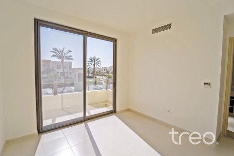 Vila di Reem, Dubai, UAE 4 bilik tidur, 221.02 meter persegi № 775990 - foto 14