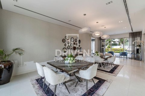 Vila di Al Barari, Dubai, UAE 4 bilik tidur, 1196.03 meter persegi № 770486 - foto 6